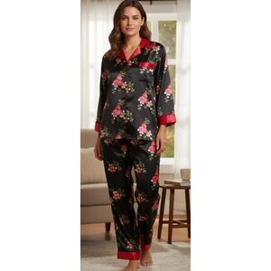 Collections ETC Pajama/lounge Set Black Floral Size XL